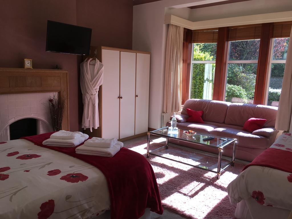 Blackburn Villa B&B Ayr Extérieur photo